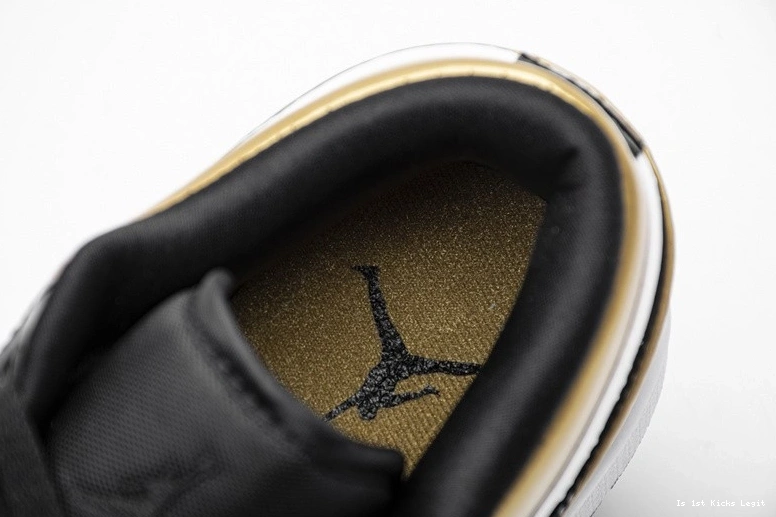 1 Toe CQ9447-700 Low  Jordan Gold 0305